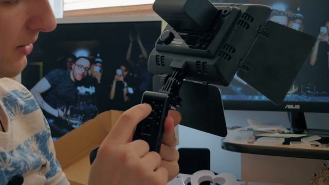Видеосвет Youngnuo YN300 III смотреть онлайн