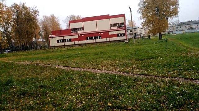 Старый парк на улице Советская, п. Сандово. Тверской области. смотреть онлайн