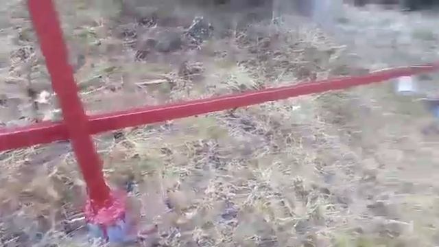 Забор в пластиковой трубе смотреть онлайн