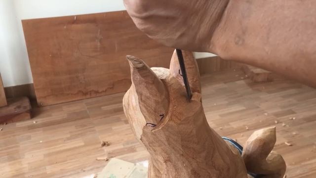 Wood Carving --- How to make dog wood carving --- Top of Wood Art смотреть онлайн