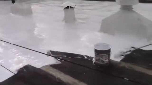 Гидроизоляция кровли без снятия старого битумного ковра, полиуретановыми жидкими мастиками смотреть онлайн