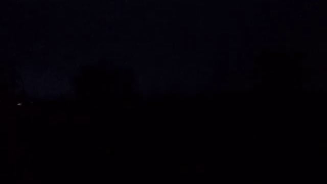 Гроза в Кизеле с 9 на 10 июня в сторону Александровска. смотреть онлайн