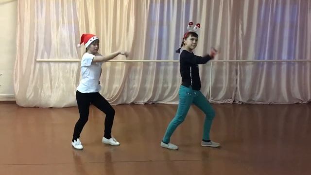 Новогодний танец Dance fit смотреть онлайн