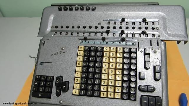 Вычислительная машина "ВММ-2". Soviet calculating machine "VMM-2" смотреть онлайн