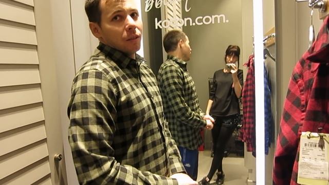 подлецу всё к лицу\что твориться в примерочных\каким кормом для котёнка мы пользуемся!