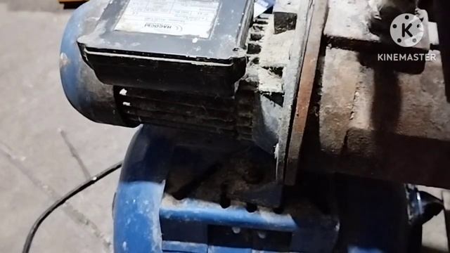 Як розколоти водяну насосну станцію,(гідрофор)? смотреть онлайн