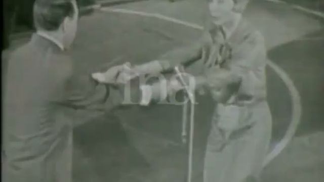 Annie CORDY et Luis MARIANO visa pour l amour смотреть онлайн