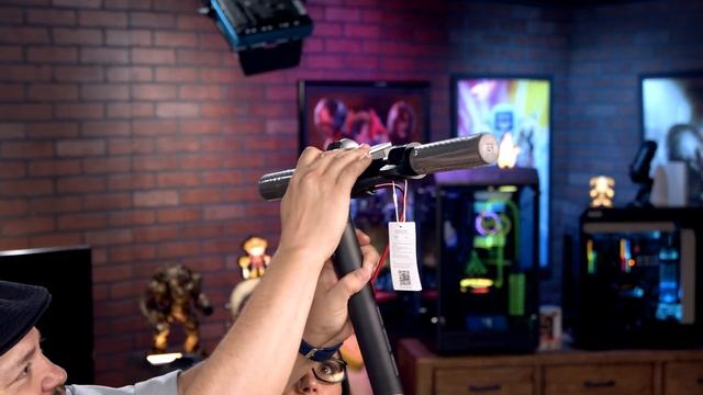 Unboxing and Testing the Xiaomi Mi Scooter смотреть онлайн