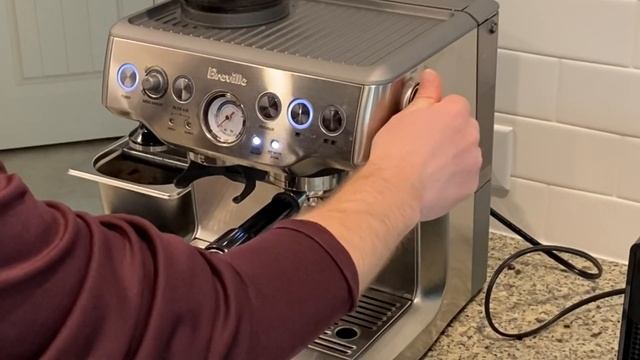 Descaling Breville Barista Express | Step By Step Instructions смотреть онлайн