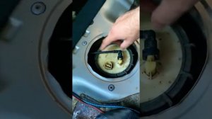 Nissan almera classic Ниссан Альмера классик топливный модуль фильтр насос Замена Снятие