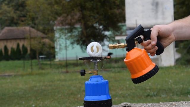 BULB KILLED BY GAS TORCH смотреть онлайн