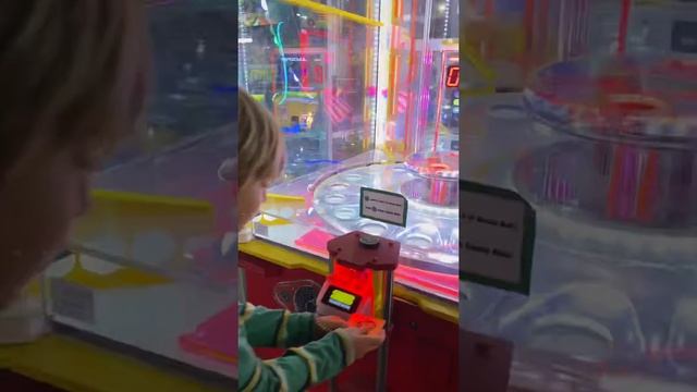 Ball Drop Arcade Game смотреть онлайн