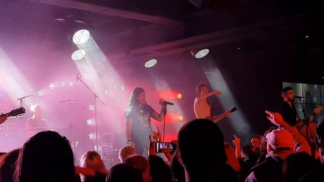 AC/CC - T.N.T at JoyStation with Dave Evans & Mike Terrana смотреть онлайн