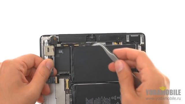 Замена аккумулятора iPad 2 смотреть онлайн