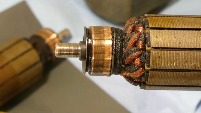 MOTOR WORK. SINGER 306K SINGER 306K SEWING MACHINE IS A QUALITY BUILT MACHINE. смотреть онлайн