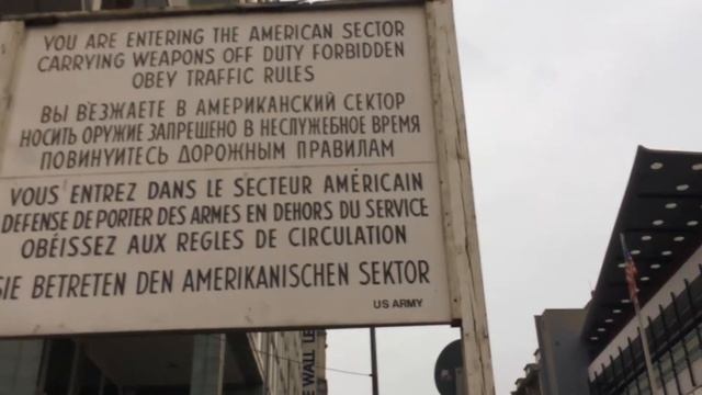 ВСТРЕЧАЙ, BERLIN!/Sofia Cooper смотреть онлайн