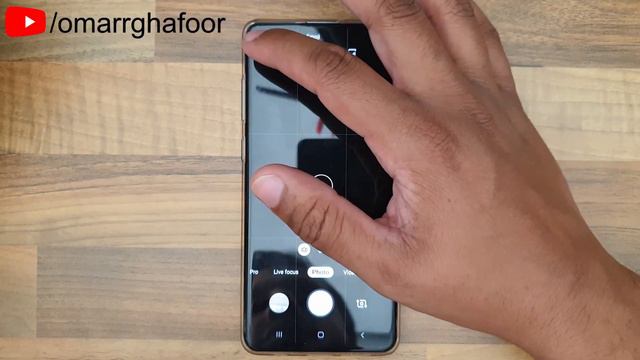 Wide angle camera distortion reduction | Samsung Galaxy S10 Plus смотреть онлайн