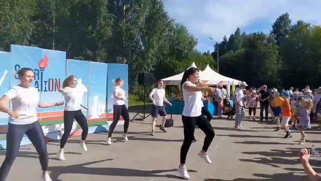 Разминка от команды "Нанолек" SportSation, 27 июля, Лёвинцы смотреть онлайн