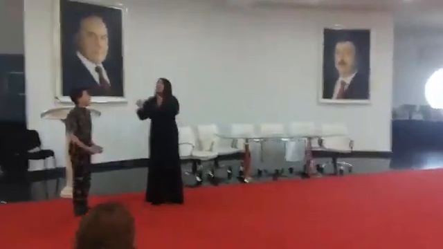Rəvanın ifasında ''GÖZLƏ MƏNİ'' смотреть онлайн