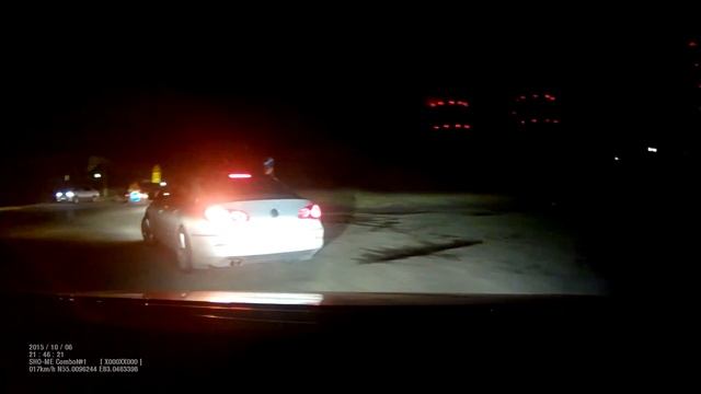 2 заезда Дрэг-рейсинг Toyota Fielder vs Volkswagen Passat CC смотреть онлайн