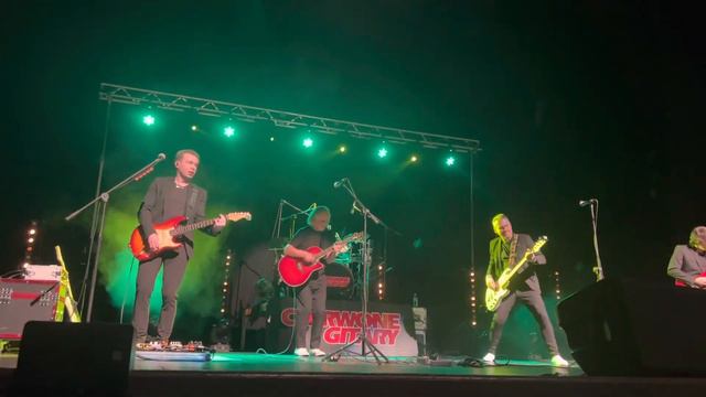 Czerwone Gitary koncert platynowy Rybnik 2022 takie ładne oczy смотреть онлайн