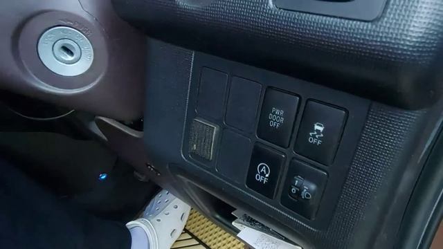 Обзор- Toyota Porte второго поколения! смотреть онлайн