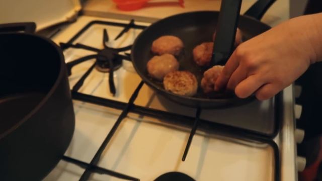 Вкуснейшие КОТЛЕТЫ! Как приготовить Вкусные, Сочные и Нежные котлеты! Супер Рецепт! смотреть онлайн