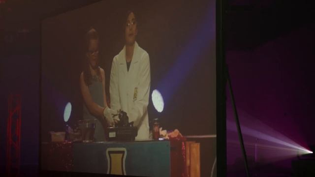 Dr Michelle Dickinson - Going Places смотреть онлайн