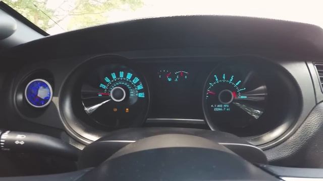 2013-14 Mustang 3.7L How to do a Burnout смотреть онлайн