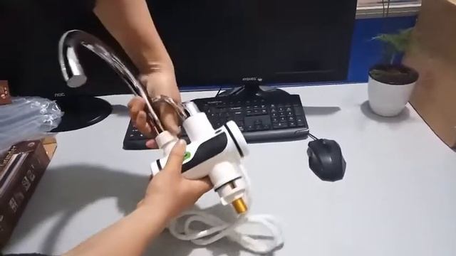 Электрически водонагреватель 220в 3000вт кухня tankless смеситель кран для кухни с нагревом смотреть онлайн