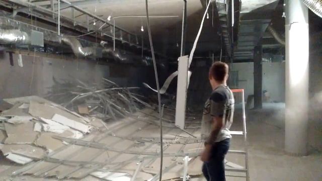 Быстрый демонтаж потолка смотреть онлайн