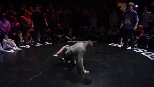 Алексей Тренер смотреть онлайн