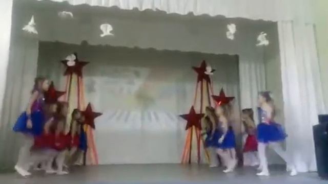 танец замечательный сосед смотреть онлайн