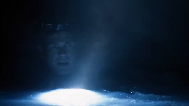 ( SUBMERSOS 2002 ) - DUBLADO 720P HD смотреть онлайн