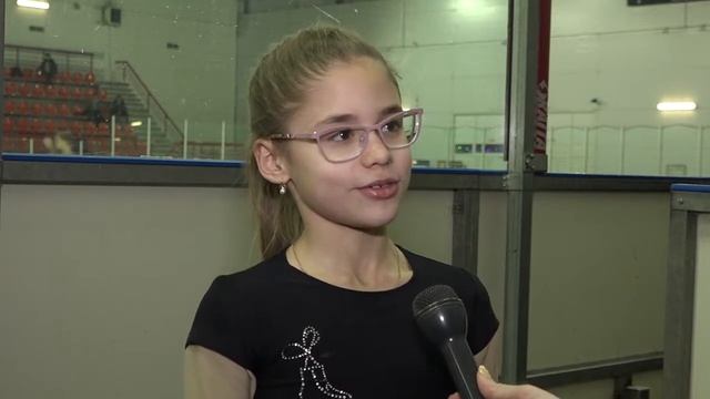 Зональное первенство России по фигурному катанию на коньках среди девушек и юношей смотреть онлайн