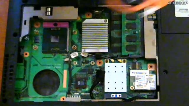 Upgrade de CPU em Portátil (Laptop CPU Upgrade) - Pentium T2330 to Core2Duo T8300 смотреть онлайн
