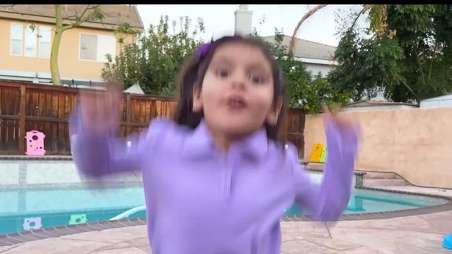 Jannie and Charlotte Play Tug of War Game Challenge for Kids | Exercise Eat Healthy & Get Strong смотреть онлайн