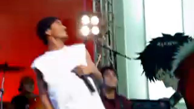 Clash@Hotwave Music Award 25/06/2006 смотреть онлайн