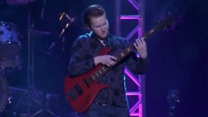 LIVE Piccolo Bass Solo - «White Christmas» - Charles Berthoud