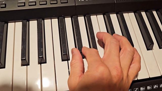 Alesis Melody 61 Key Keyboard Piano for Beginners with Speakers Review, Best Value Digital Piano Ke смотреть онлайн