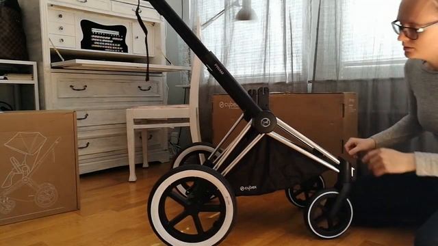 CYBEX PRIAM PLATINUM UNBOXING смотреть онлайн