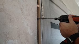 Крепление межкомнатной двери 120тым саморезом в газоблок