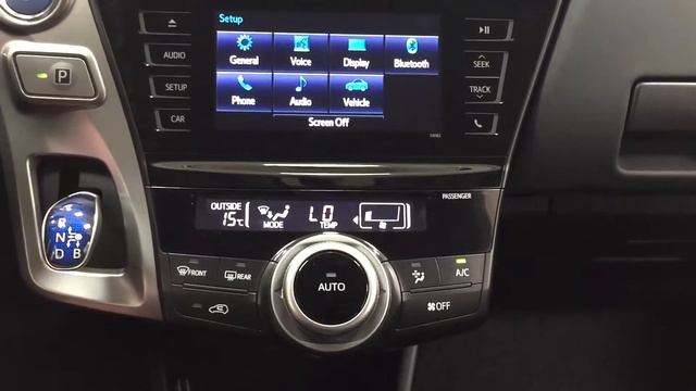 2017 Toyota Prius V Review смотреть онлайн