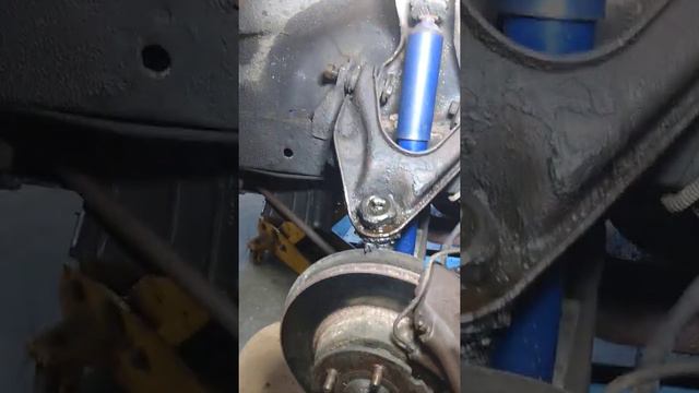 Upgrade suspension start Felicitucky Garage! смотреть онлайн