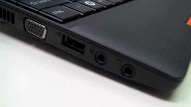 Toshiba NB520 Compared to the Toshiba NB500 смотреть онлайн