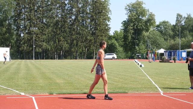 Šķēpmetēji uzstāda jaunus rekordus par spīti karstumam смотреть онлайн