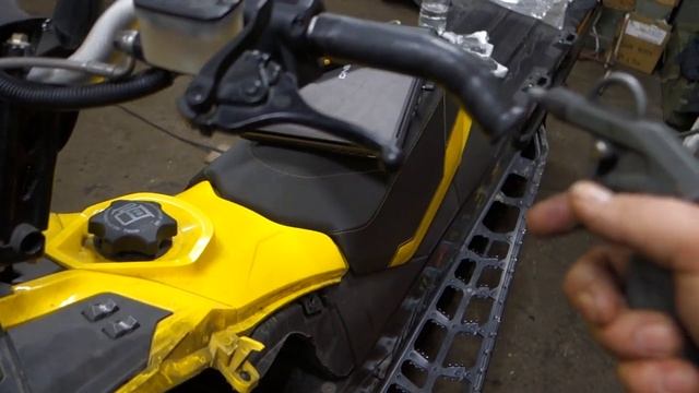 Снегоход SKI-DOO Желток 800 обслуживание ремонт. компрессия .вакуум .звезды. прямоток смотреть онлайн