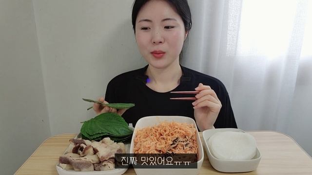 amsr quick snacks eating sounds, MUKBANG | waffle, tteokbokki, bibim noodeles, kimbap смотреть онлайн
