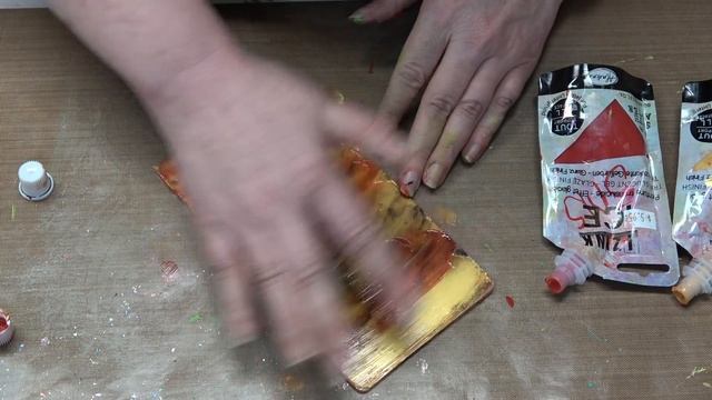 #364 Using Marabu Easy Marble, Aladine IZink Ice and Clear Scraps Phone Stands to make great gifts смотреть онлайн