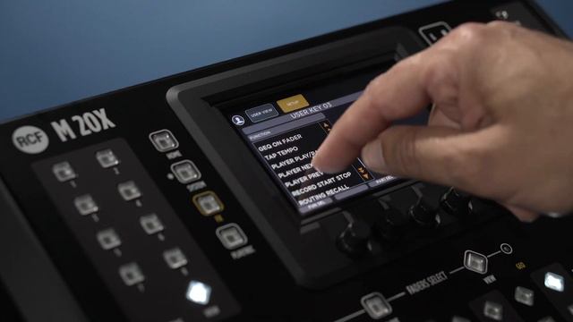 RCF M 20X USER KEYS - Italiano смотреть онлайн